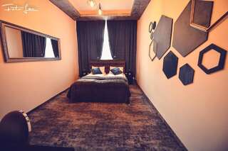 Отель Hotel Bellavista Deta Deta Улучшенный двухместный номер с 1 кроватью или 2 отдельными кроватями-3