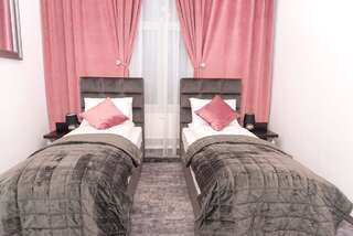 Отель Hotel Bellavista Deta Deta Стандартный двухместный номер с 1 кроватью или 2 отдельными кроватями-3
